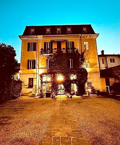 Aurora Hotel Verbania